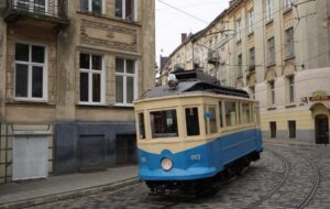 17. Tramvai 17. Tramvai