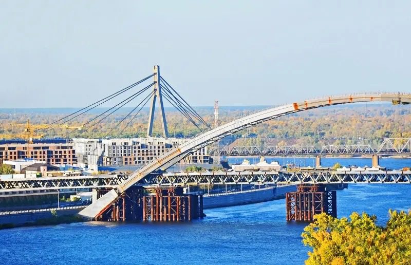 8. Bridge Dnepr