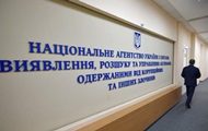 4456304